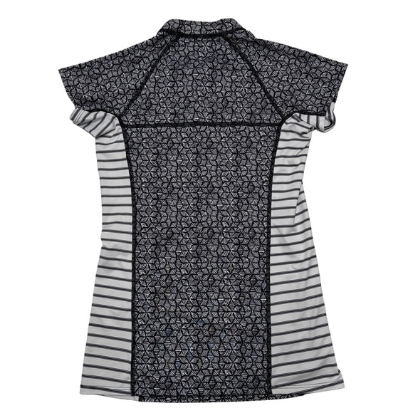 {Patagonia} Microswell Slim Fit Mock Neck Raglan Short Sleeve Rashguard - Picture 3 of 5